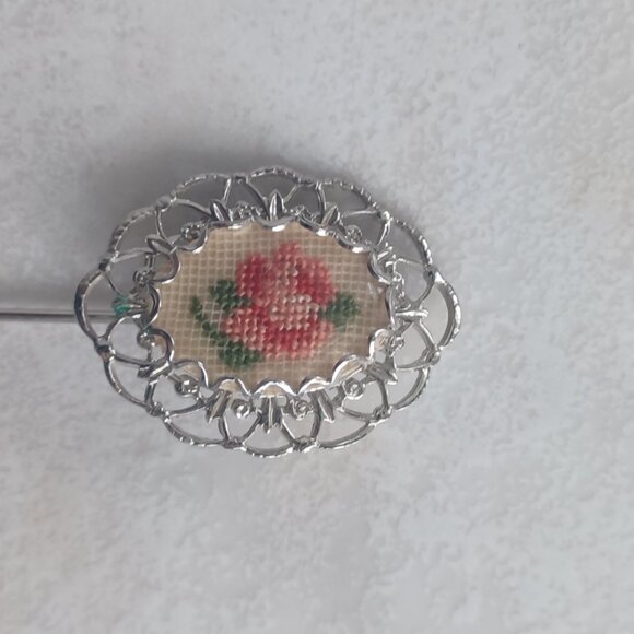 Set of 3- Edwardian Style Needlepoint Floral Lapel Pin/Hat Pin/Floral Pin - Picture 4 of 6